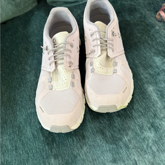 On Running Women's Athletic Shoes - Light Purple and White - Picture 7 of 7